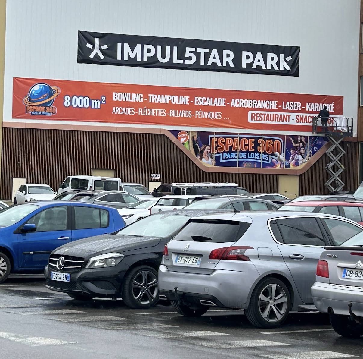 Façade d’Espace 360 à l’Impul5tar Park, Cormeilles-en-Parisis